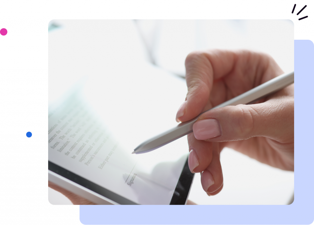 10 tips for businesses adopting eSignatures - woman signing electronically on a tablet